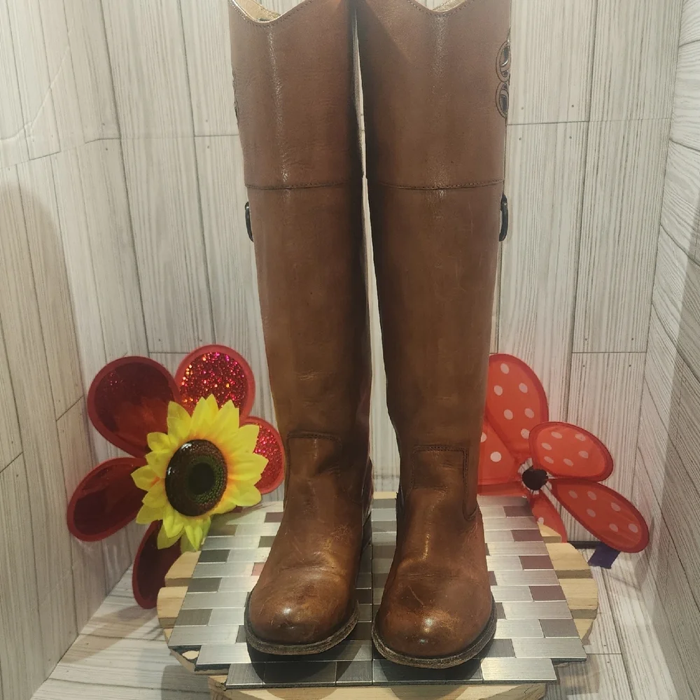 Frye Tan Leather‎ Label Detail - Picture 2 of 9